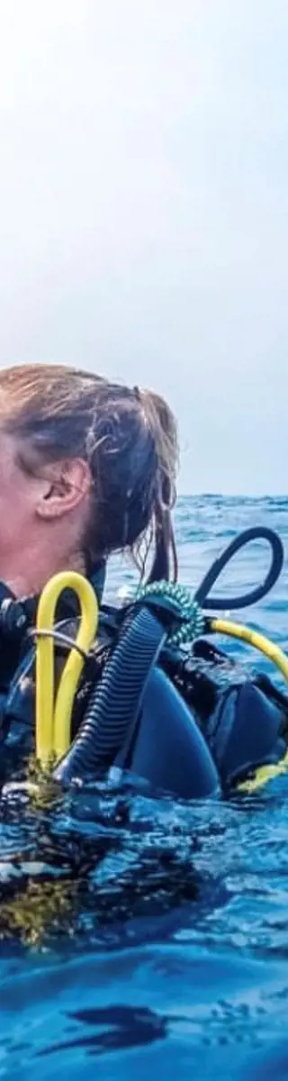 Laura Nicholson – Tauchlehrerin auf den Gilis